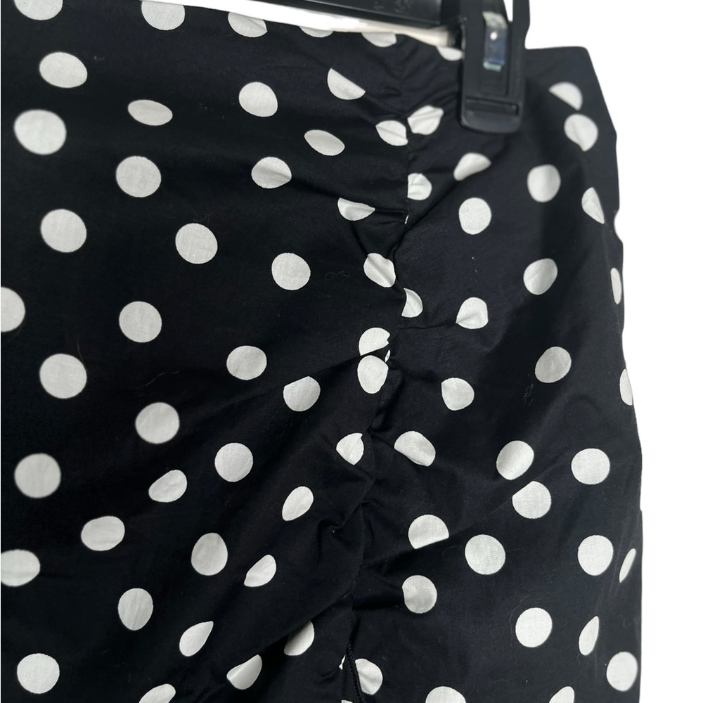 White House Black Market Polka Dot Skirt with wrap detail on front Size 8 - Picture 4 of 9